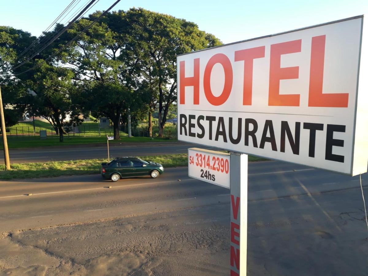 Hotel Veneza Scorsatto Passo Fundo Buitenkant foto